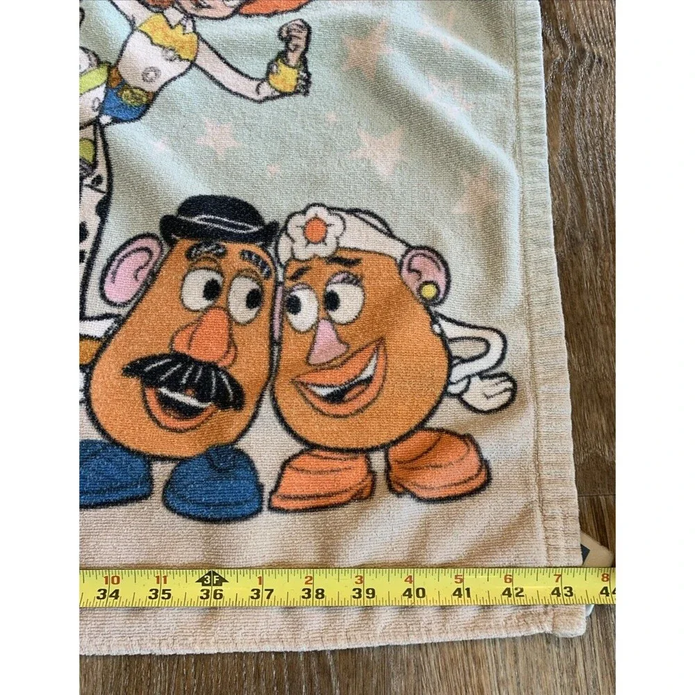 Disney Kids Toy Story Wearable Hooded Woody Towel 43
